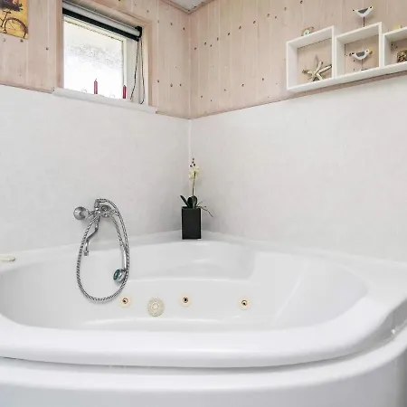 Holiday Home Veslos III Vesløs